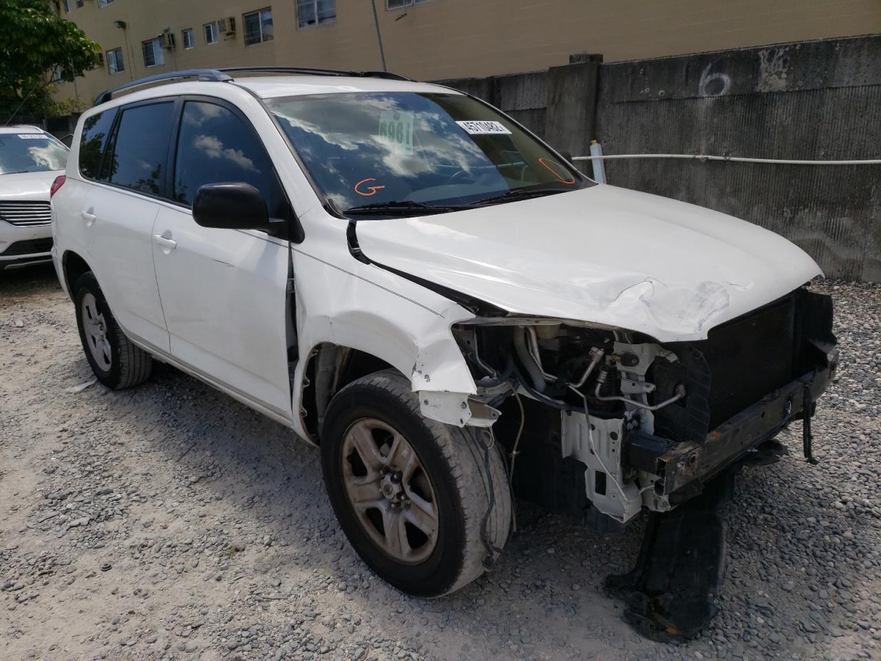 Foto 1 de la subasta – 2011 TOYOTA RAV4 con VIN 2T3ZF4DV1BW053744