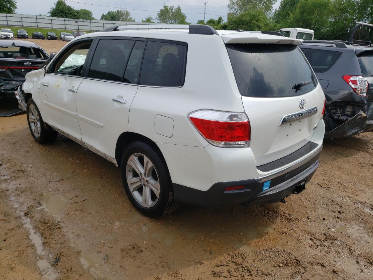 Photo 3 from auction – 2012 TOYOTA HIGHLANDER with VIN 5TDDK3EHXCS143258