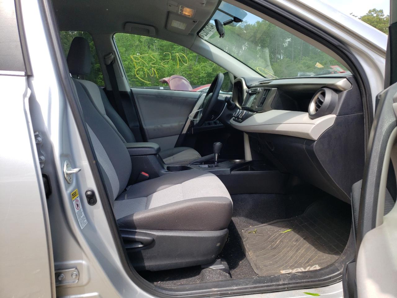 Foto 5 de la subasta – 2013 TOYOTA RAV4 LE con VIN 2T3BFREV8DW057130