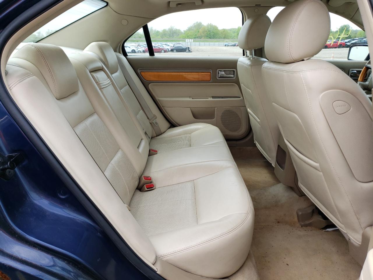Photo 6 from auction – 2007 LINCOLN MKZ with VIN 3LNHM26T57R625231