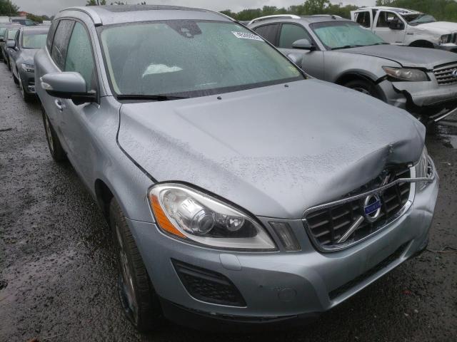 VOLVO XC60 3.2 2012 with VIN YV4940DZ8C2318104 - Photo from auction