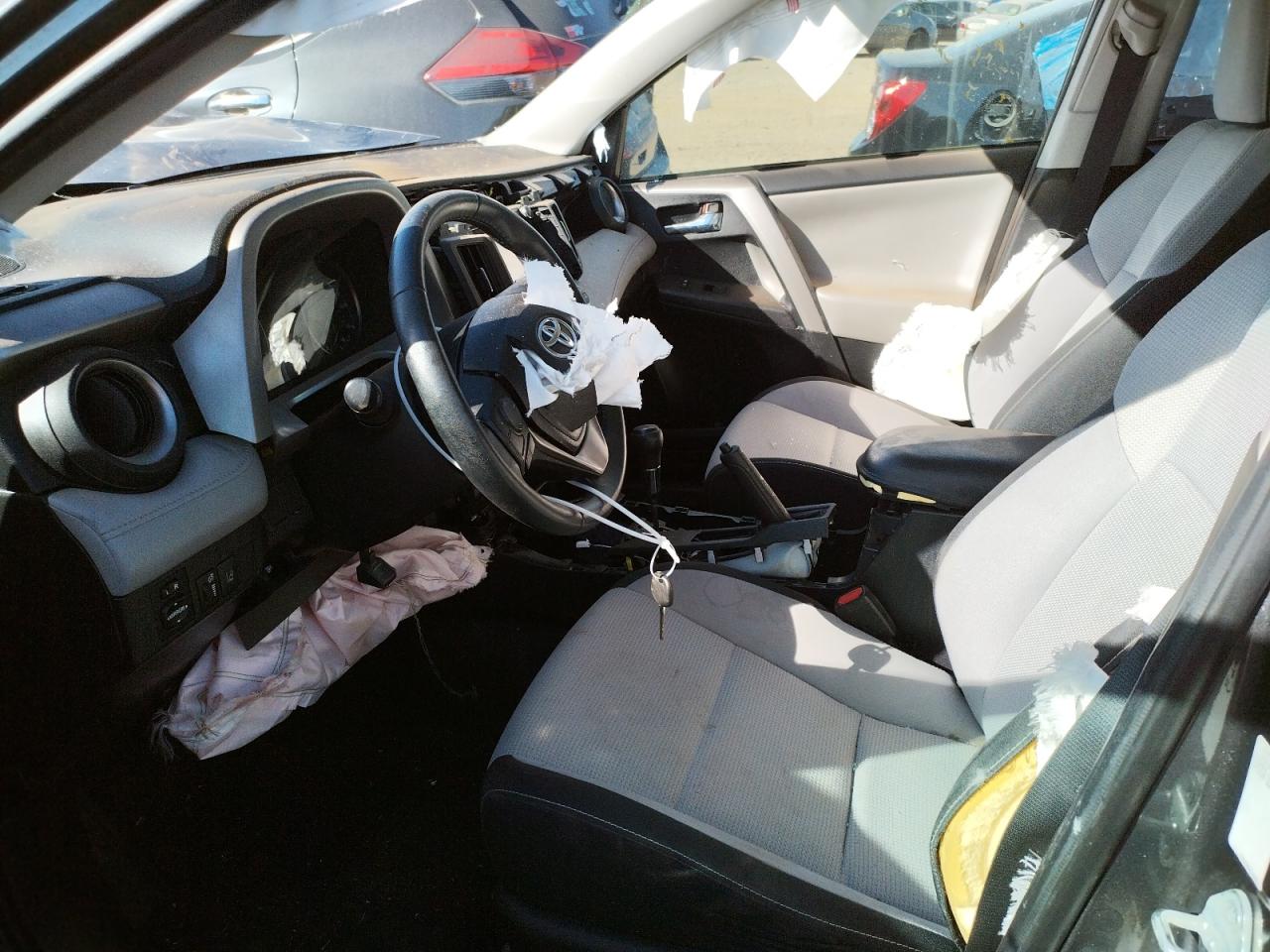 Photo 5 from auction – 2018 TOYOTA RAV4 ADVEN with VIN 2T3WFREV2JW466818