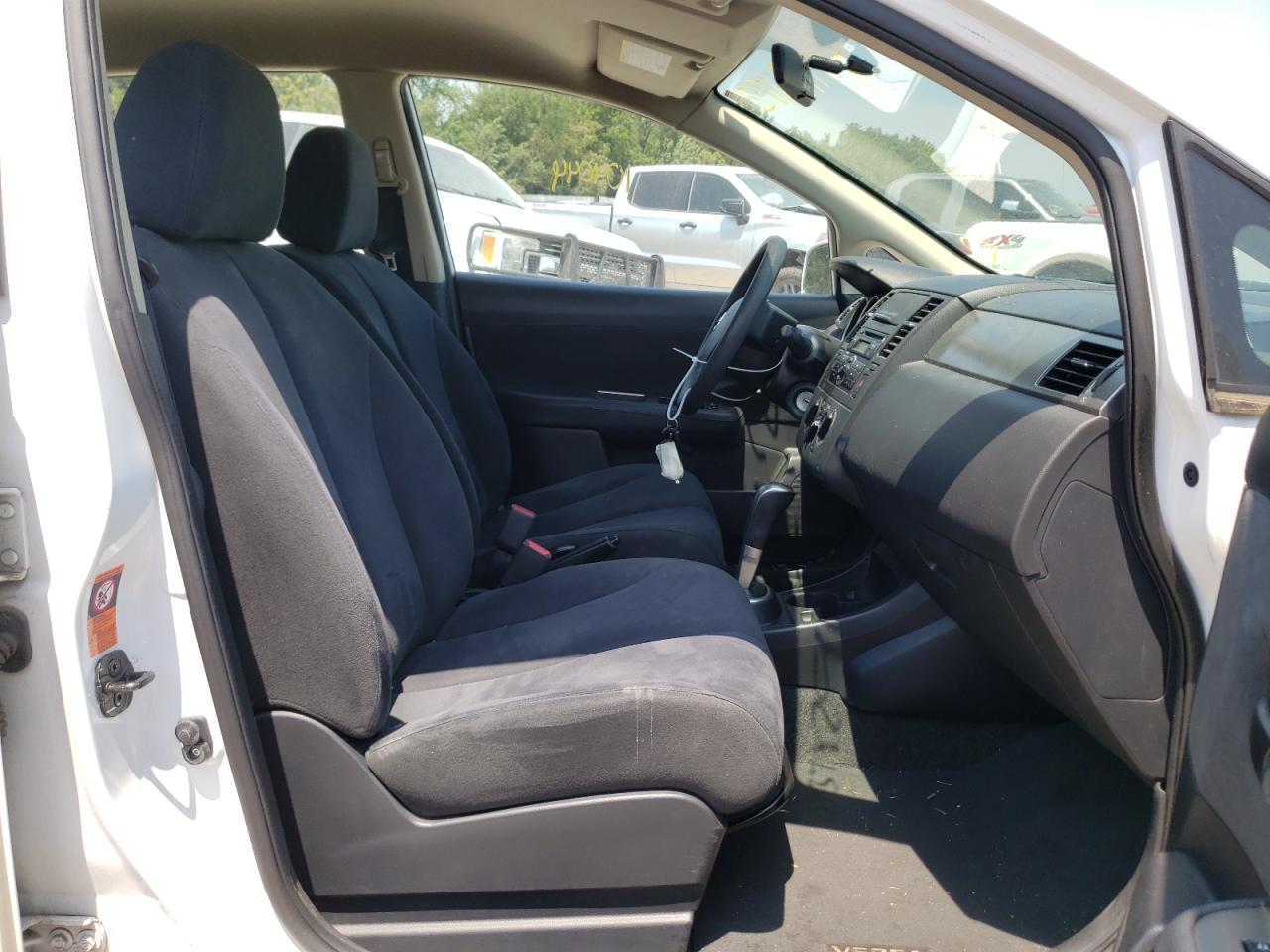 Photo 5 from auction – 2008 NISSAN VERSA S with VIN 3N1BC13E58L371296
