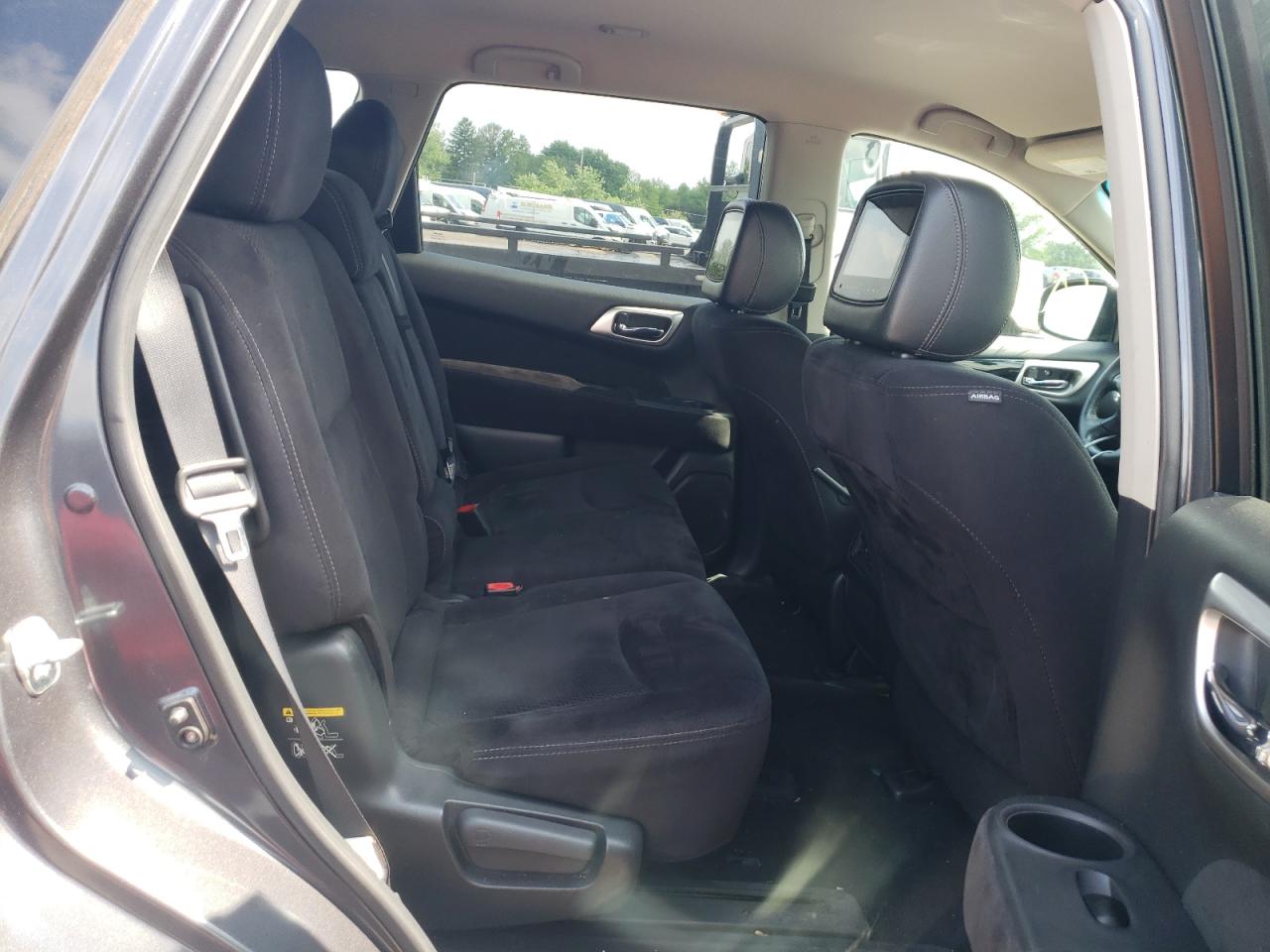 Photo 6 from auction – 2014 NISSAN PATHFINDER with VIN 5N1AR2MM0EC668207