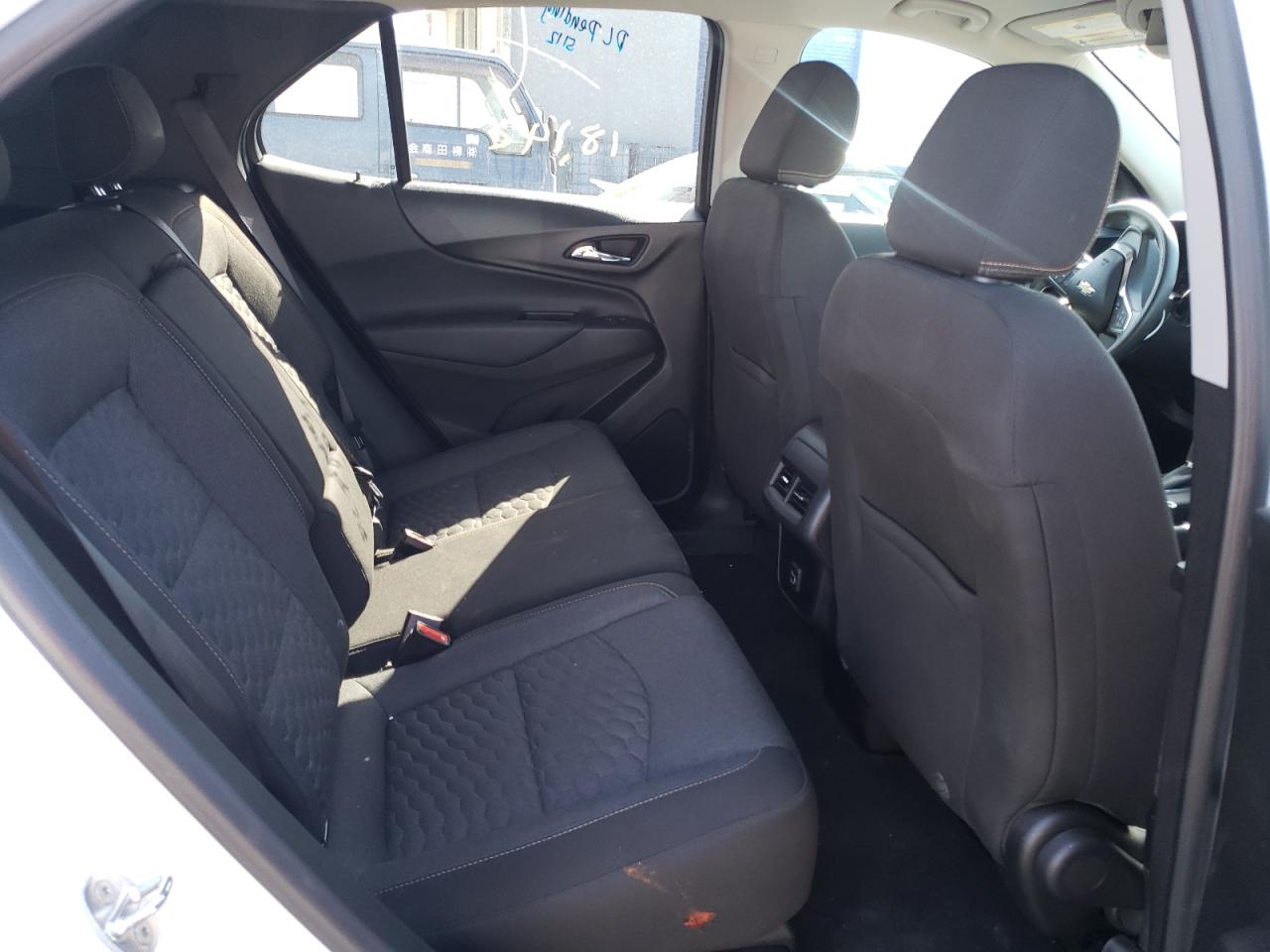 Photo 6 from auction – 2021 CHEVROLET EQUINOX LT with VIN 2GNAXUEV8M6160403