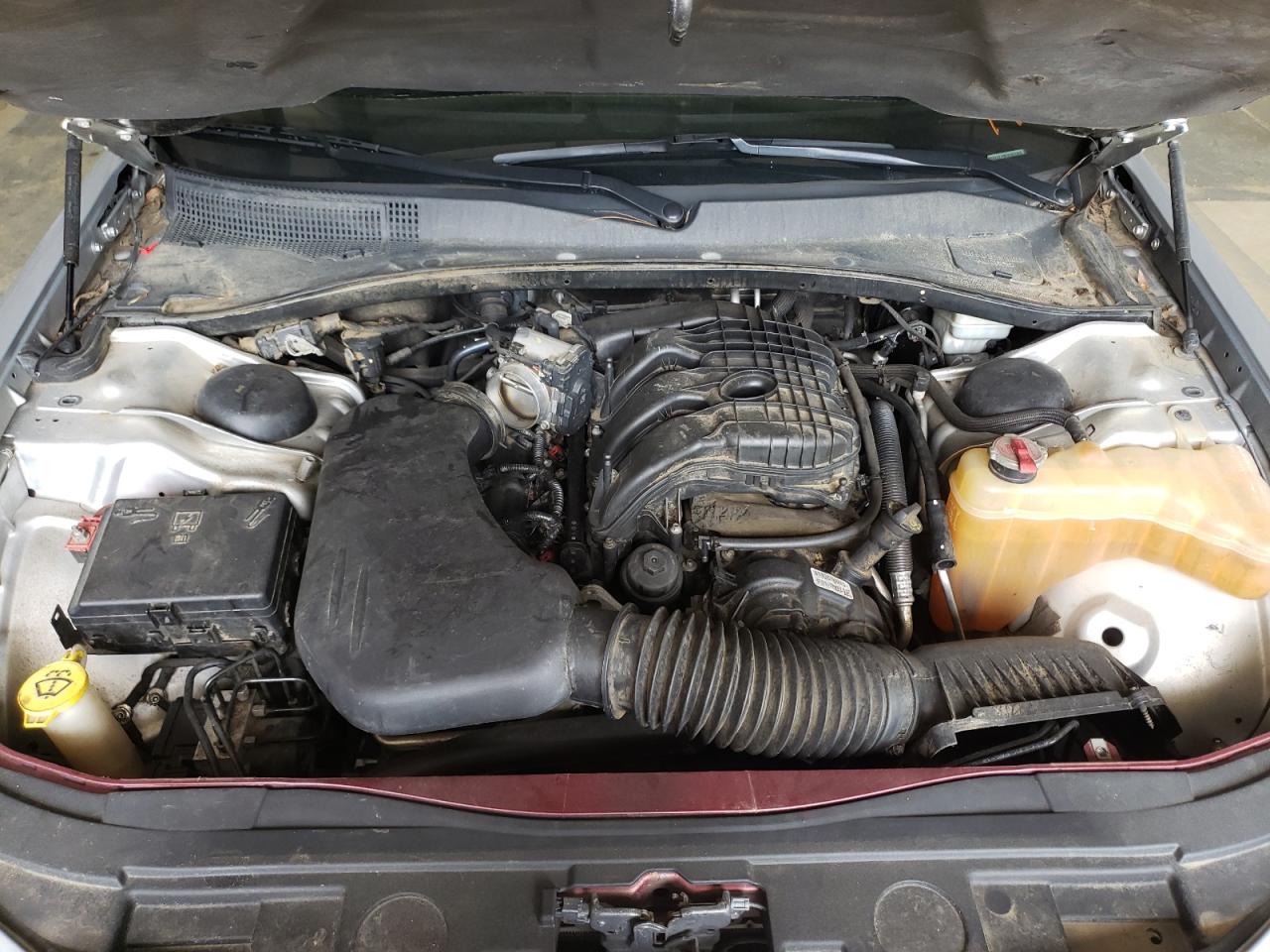 Photo 9 from auction – 2012 CHRYSLER 300 LIMITE with VIN 2C3CCACG7CH308872