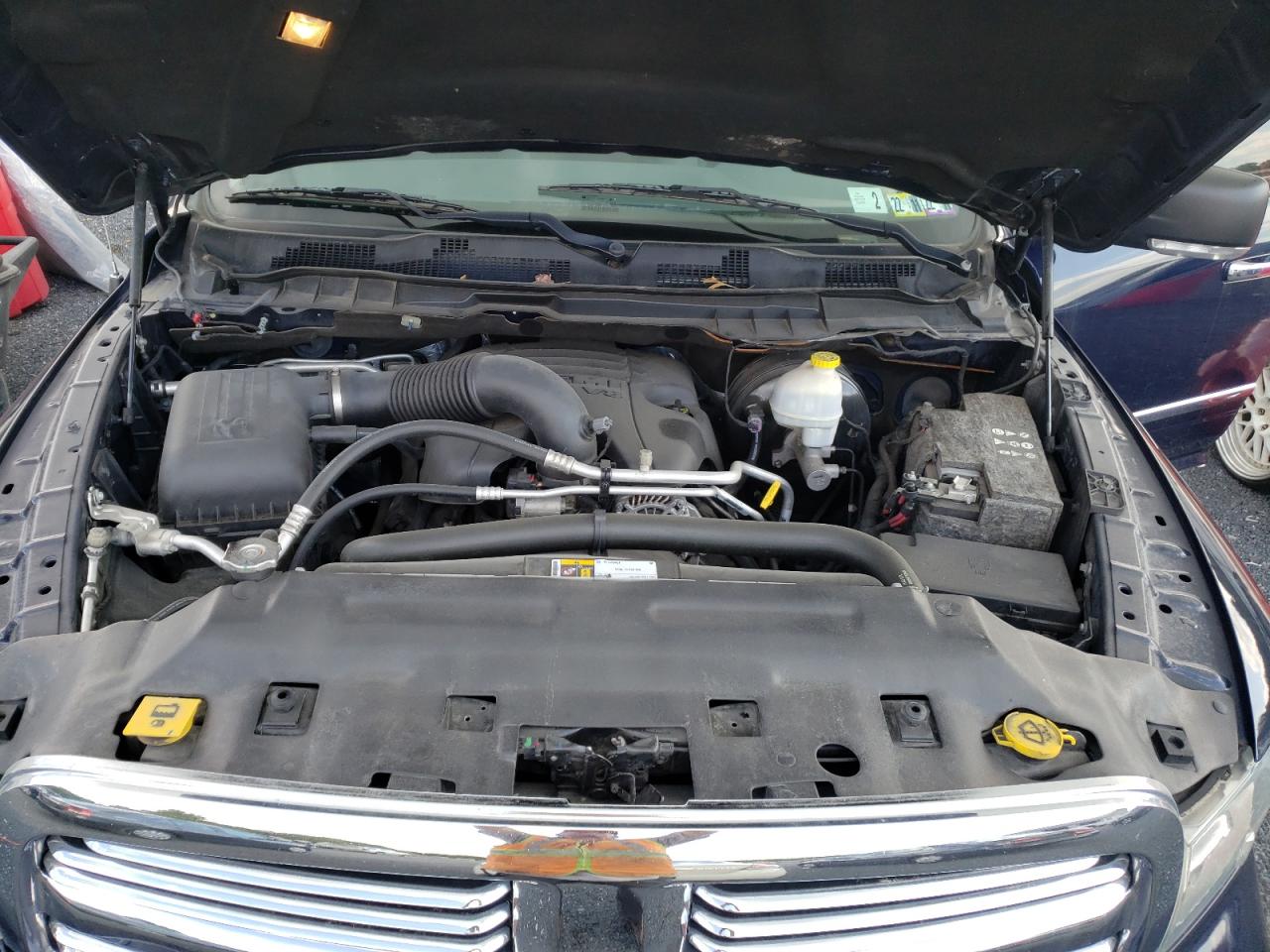 Photo 7 from auction – 2016 RAM 1500 SLT with VIN 3C6RR7LT2GG214643
