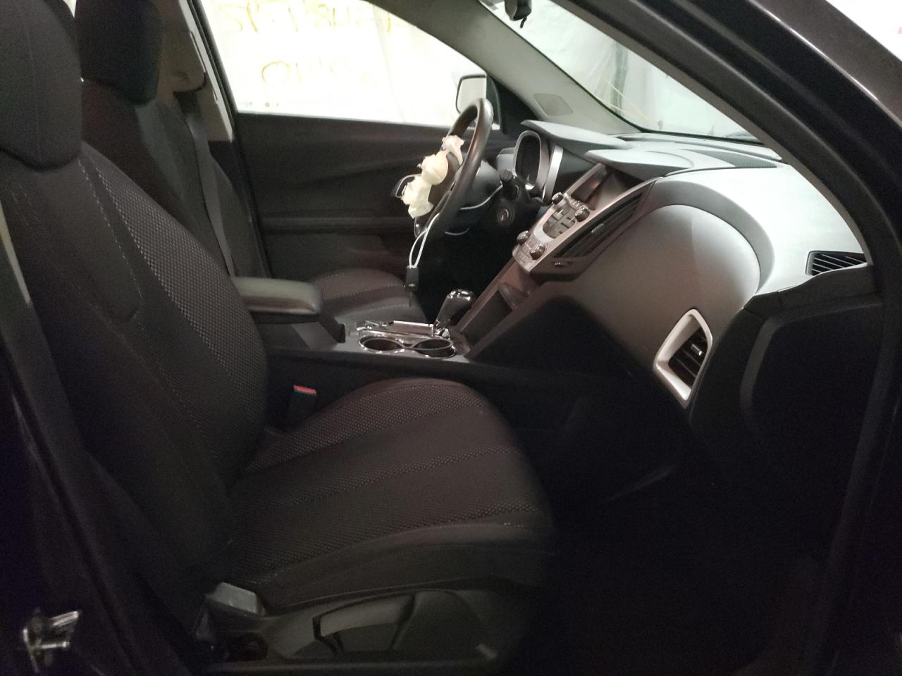 Photo 5 from auction – 2016 CHEVROLET EQUINOX LS with VIN 2GNFLEEK6G6246102