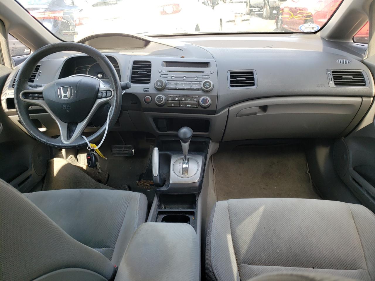 Photo 9 from auction – 2010 HONDA CIVIC LX with VIN 19XFA1F51AE083138