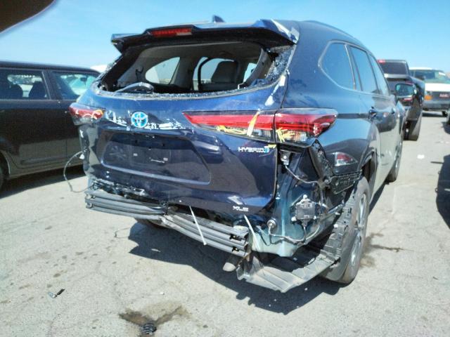 Foto 4 de la subasta – 2021 TOYOTA HIGHLANDER con VIN 5TDHBRCH2MS036536