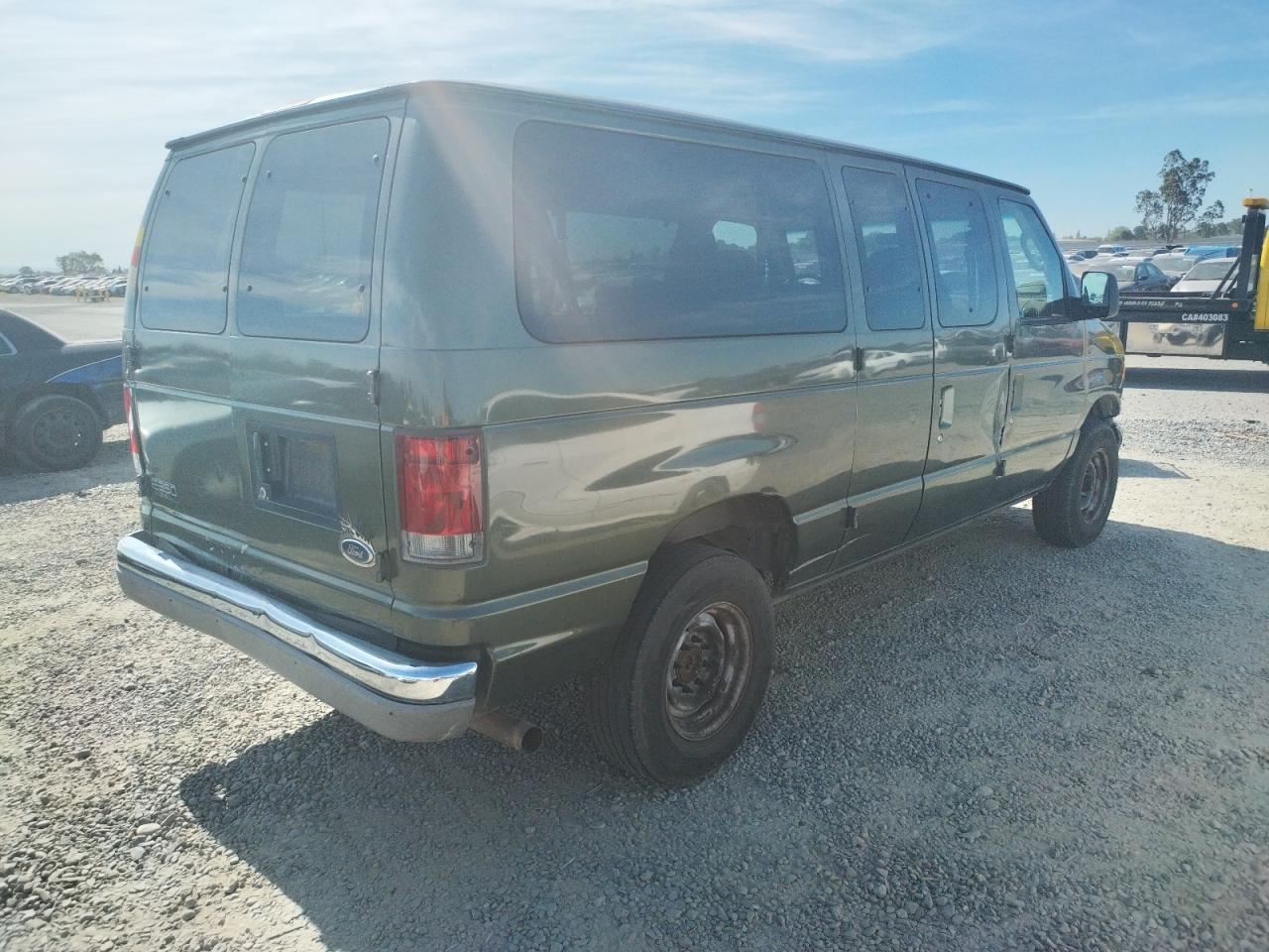 Foto 4 de la subasta – 2004 FORD ECONOLINE con VIN 1FBNE31L54HB09289