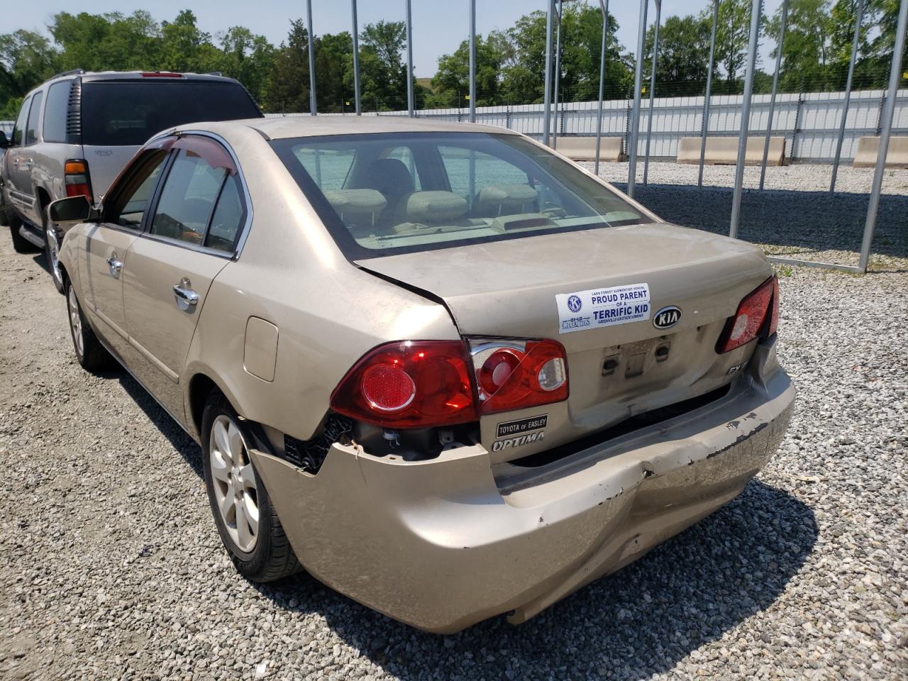 Photo 3 from auction – 2006 KIA OPTIMA LX with VIN KNAGE124865068500