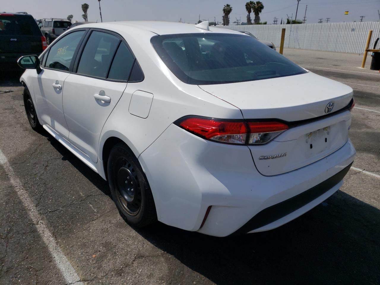 Photo 3 from auction – 2020 TOYOTA COROLLA LE with VIN 5YFEPRAE7LP086708