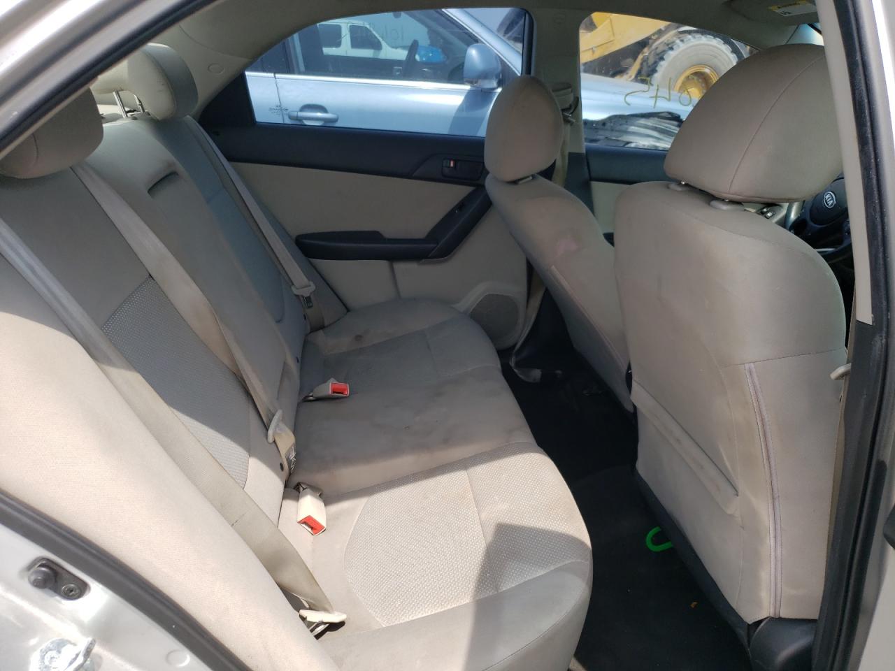 Photo 6 from auction – 2010 KIA FORTE EX with VIN KNAFU4A23A5253126