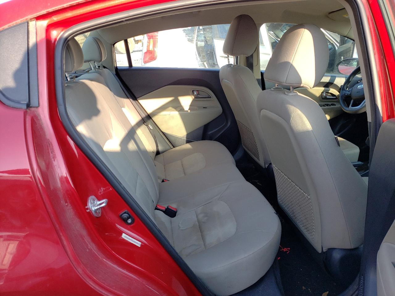 Photo 6 from auction – 2015 KIA RIO LX with VIN KNADM4A37F6506269
