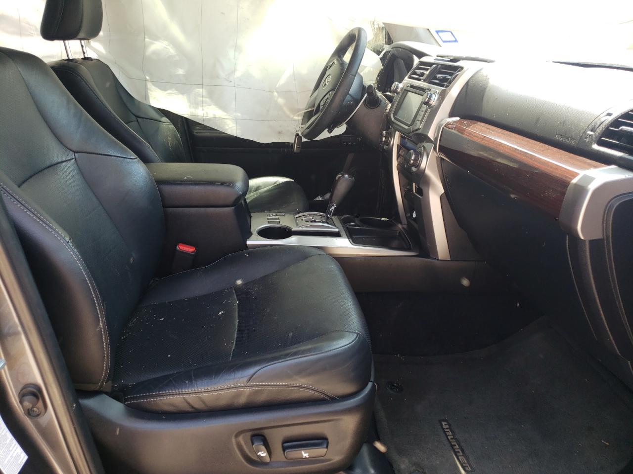 Photo 5 from auction – 2016 TOYOTA 4RUNNER SR with VIN JTEZU5JR0G5118211