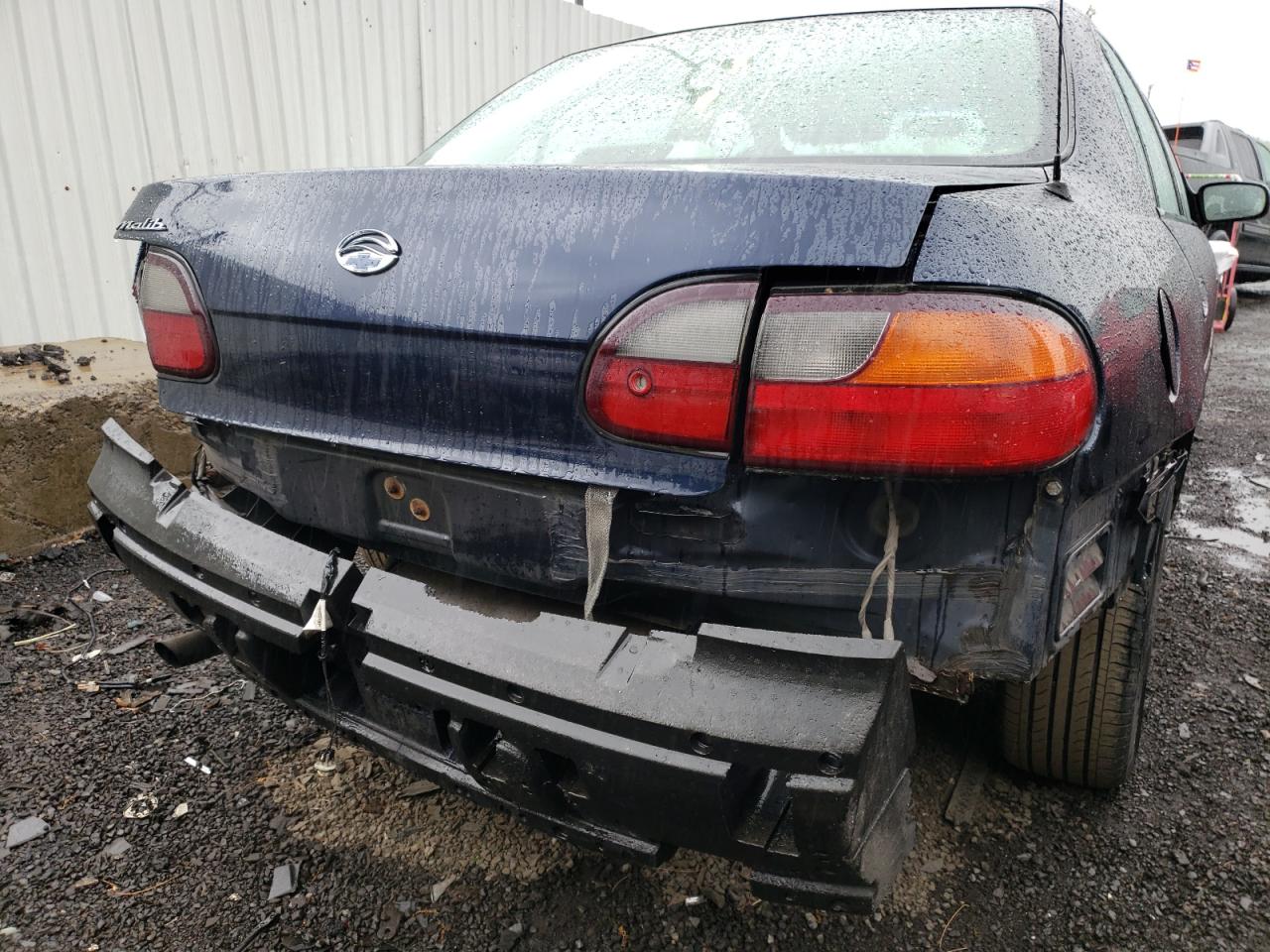 Photo 9 from auction – 2001 CHEVROLET MALIBU with VIN 1G1ND52J216266866