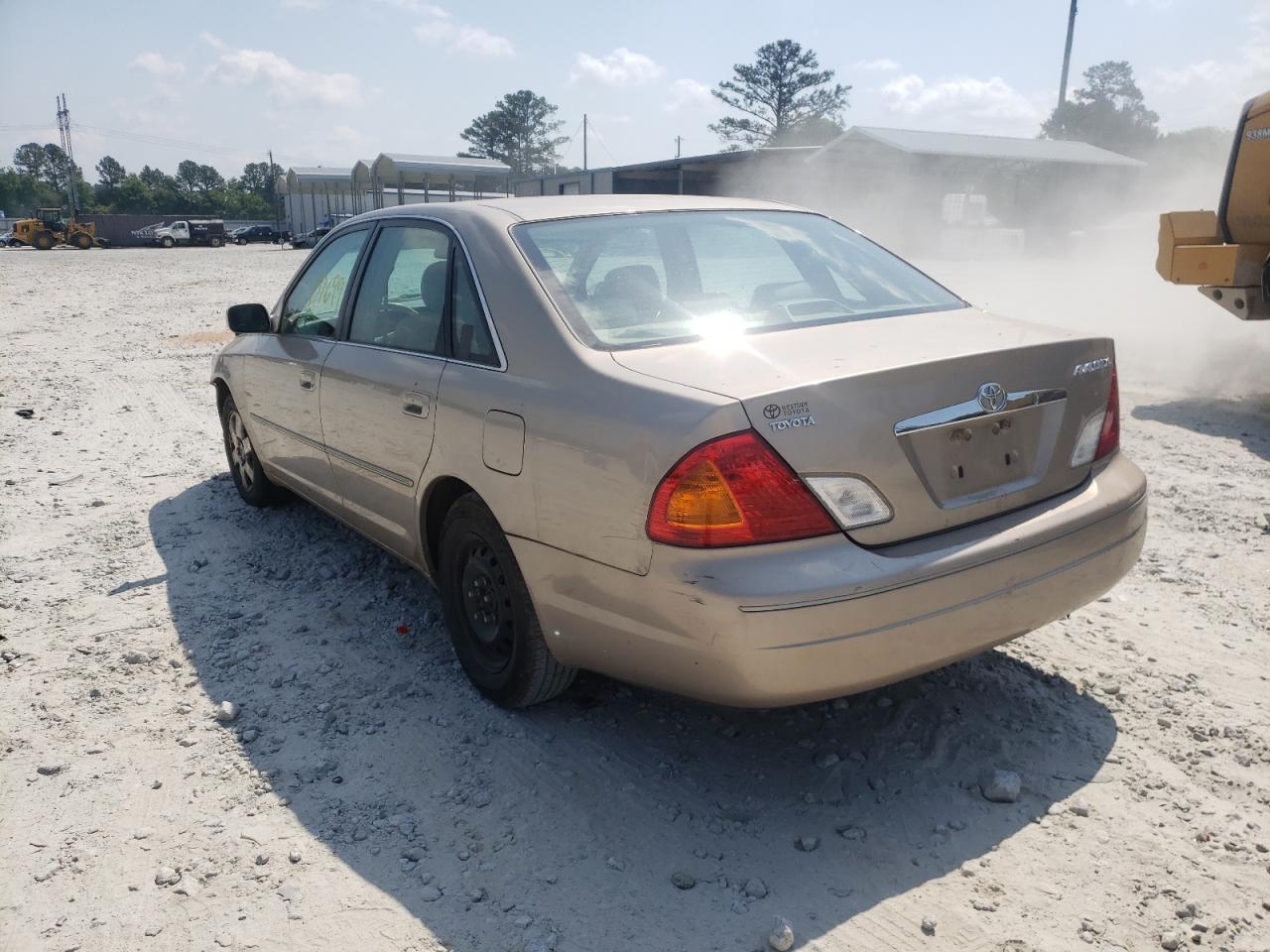 Photo 3 from auction – 2000 TOYOTA AVALON XL with VIN 4T1BF28B2YU080751