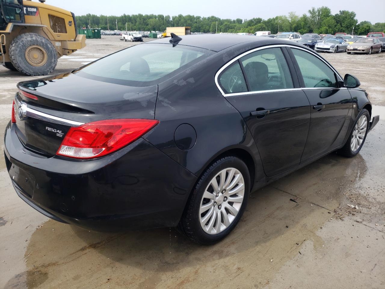 Zdjęcie 4 z aukcji – 2011 BUICK REGAL CXL z VIN W04GS5EC7B1004577