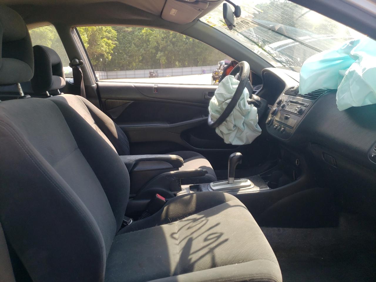 Photo 18 from auction – 2005 HONDA CIVIC LX with VIN 1HGEM22505L036499