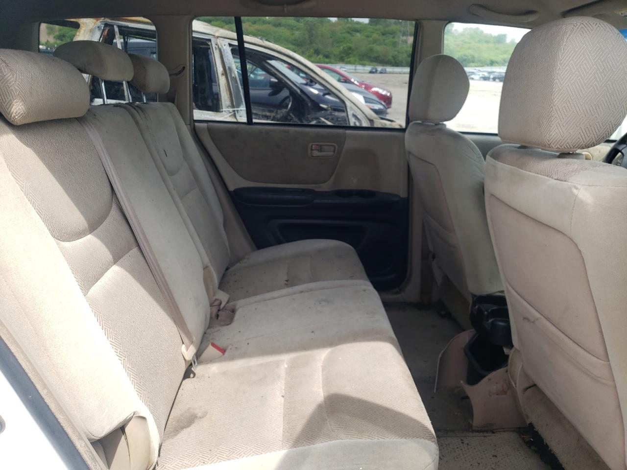 Photo 6 from auction – 2001 TOYOTA HIGHLANDER with VIN JTEHF21A410032919