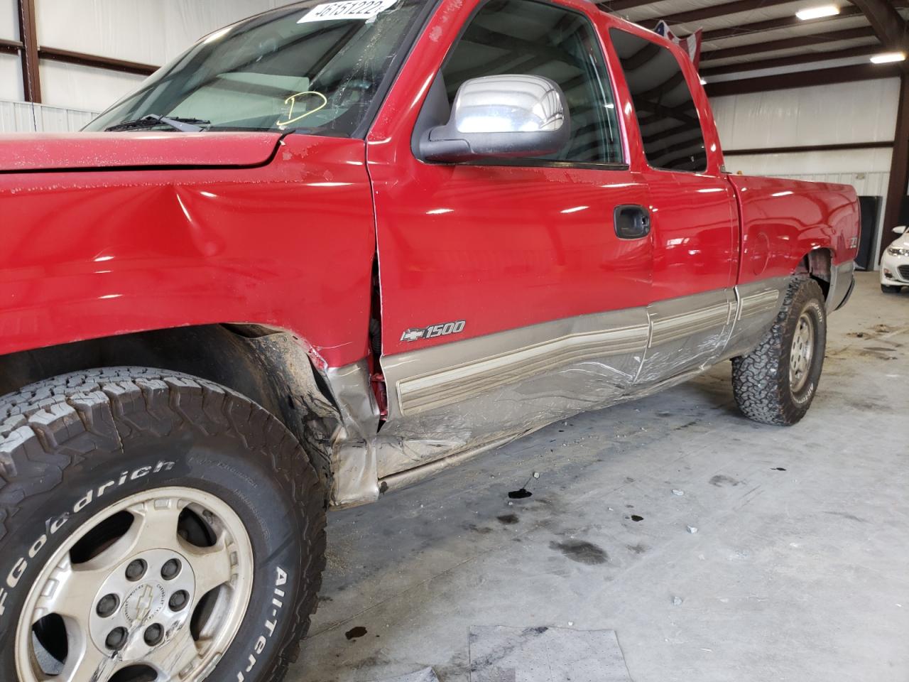 Photo 9 from auction – 2000 CHEVROLET SILVERADO with VIN 2GCEK19T4Y1361783