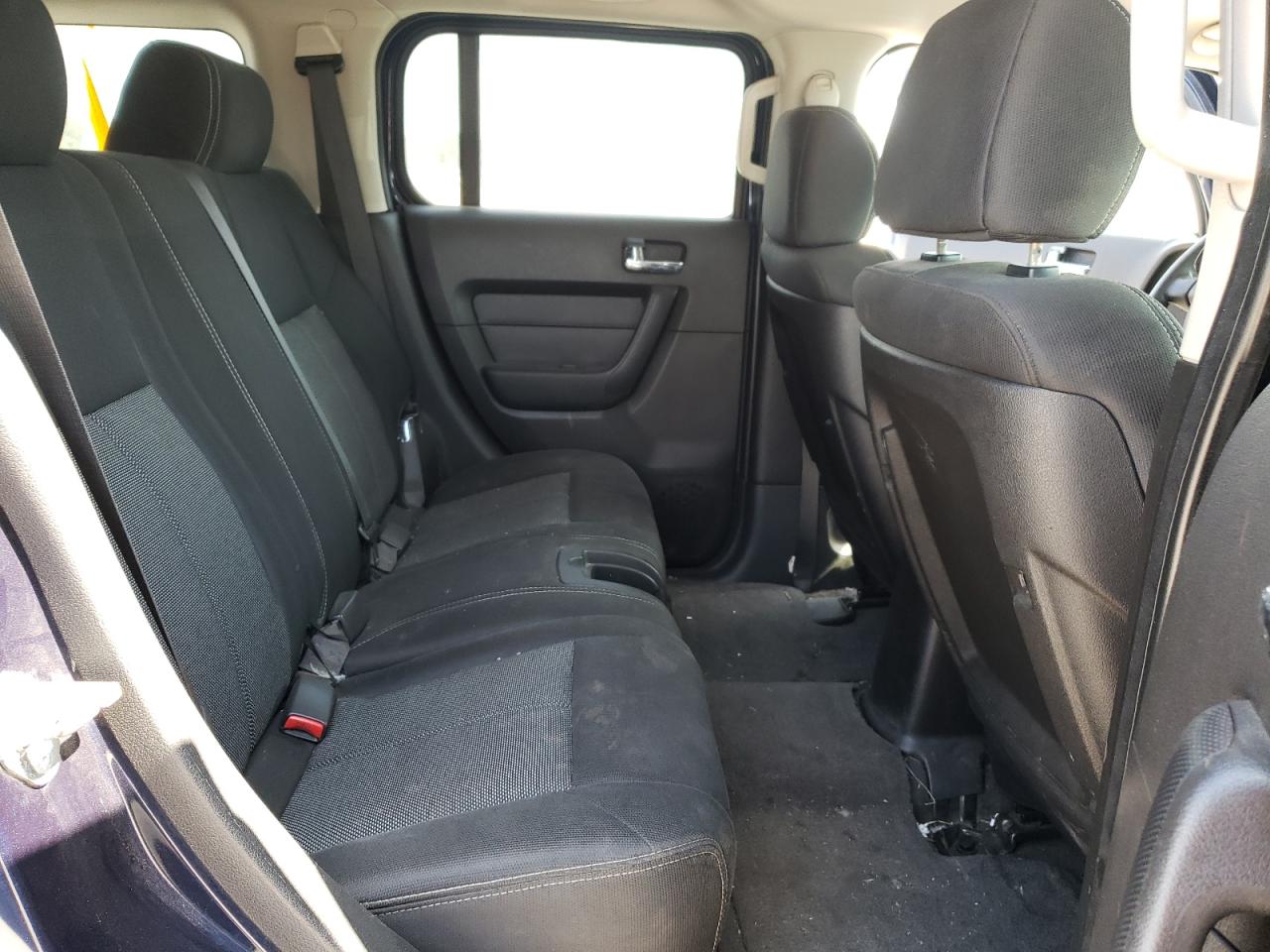 Photo 6 from auction – 2007 HUMMER H3 with VIN 5GTDN13E378185603
