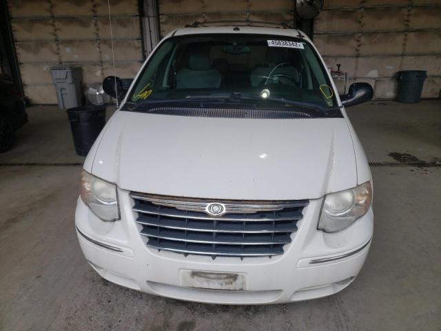 Photo 9 from auction – 2007 CHRYSLER TOWN & COU with VIN 2A8GP64L17R138043