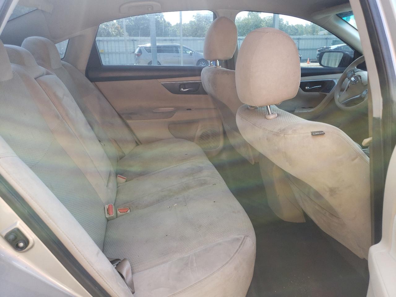 Photo 6 from auction – 2015 NISSAN ALTIMA 2.5 with VIN 1N4AL3APXFC170002
