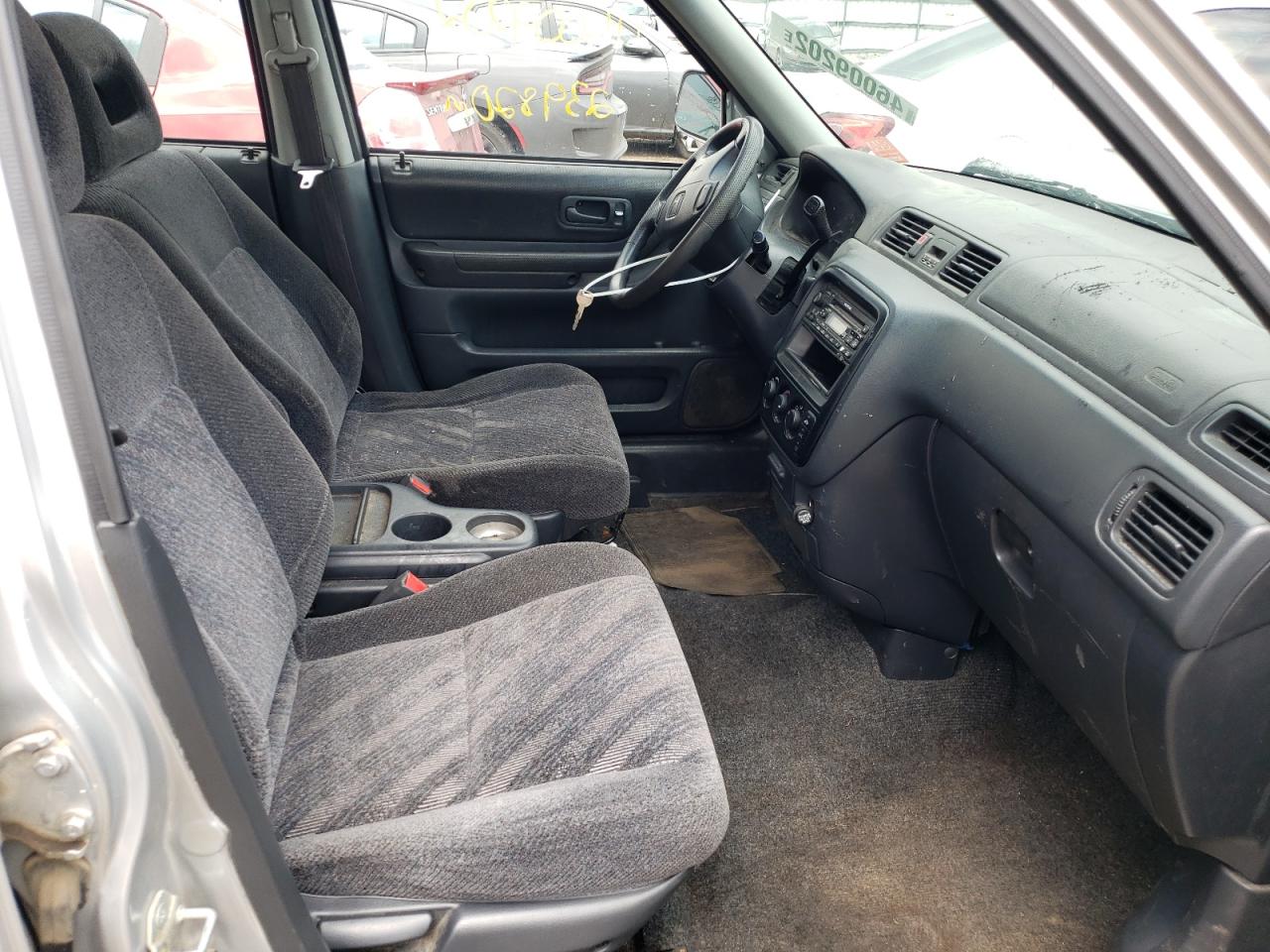 Photo 5 from auction – 2000 HONDA CR-V EX with VIN JHLRD1862YC044041