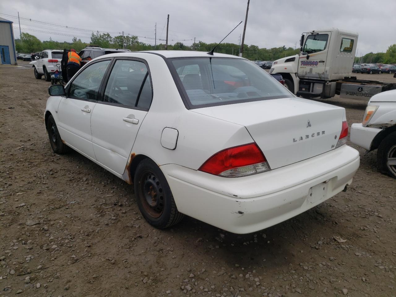 Photo 3 from auction – 2003 MITSUBISHI LANCER ES with VIN JA3AJ26E23U095270