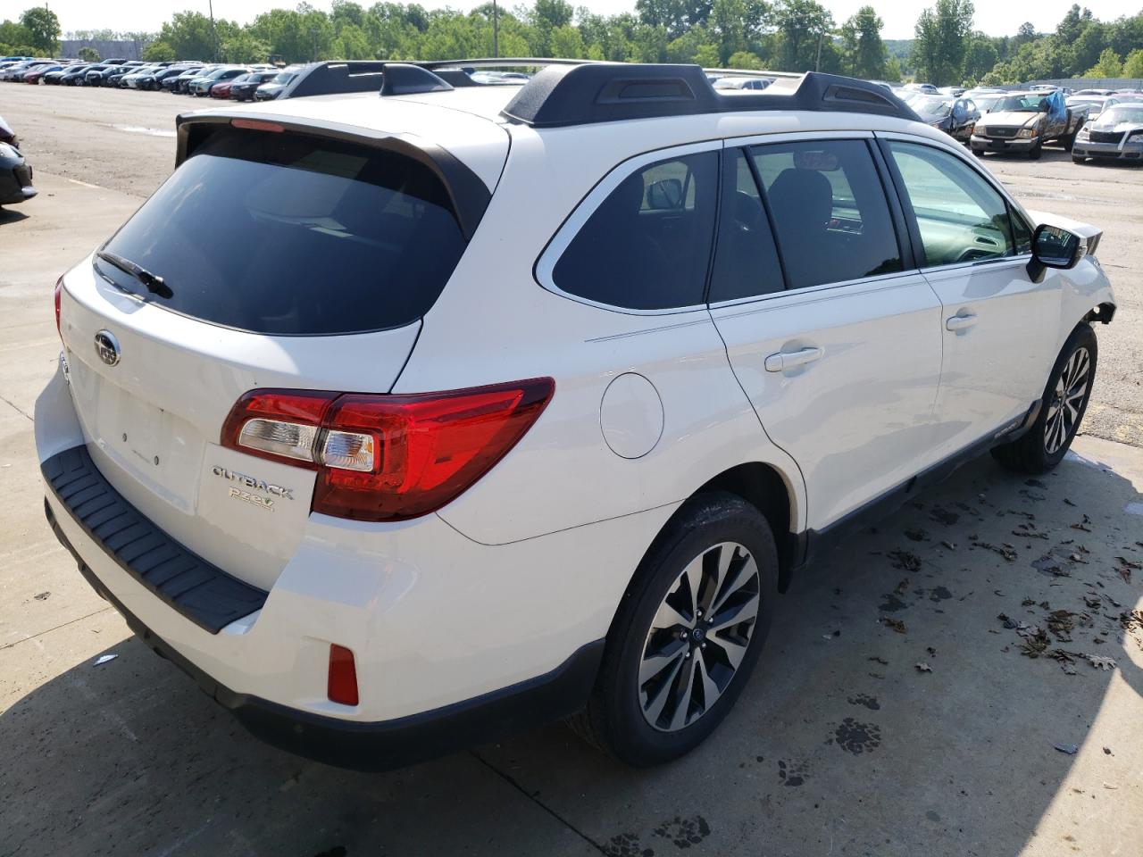 Photo 4 from auction – 2017 SUBARU OUTBACK 2. with VIN 4S4BSANC0H3305080