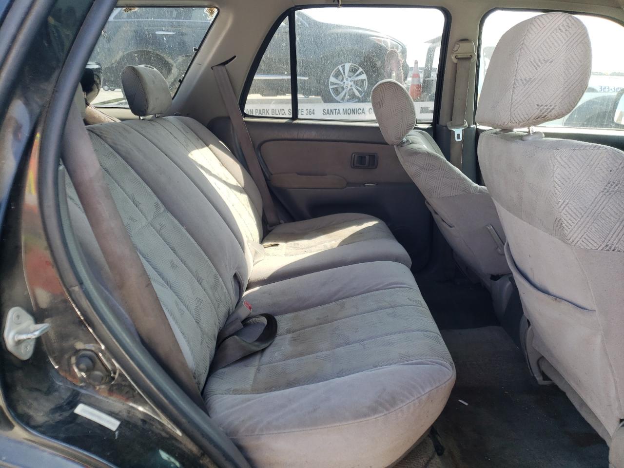 Photo 6 from auction – 2001 TOYOTA 4RUNNER SR with VIN JT3GN86R510195832