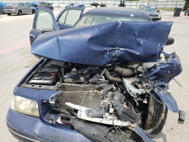 Photo 7 from auction – 2004 FORD CROWN VICT with VIN 2FAHP74W94X174040