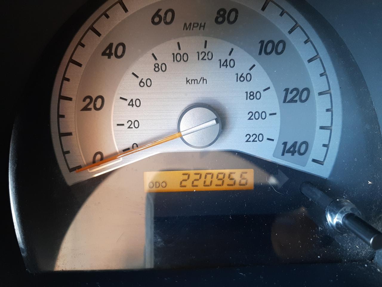 Photo 8 from auction – 2007 TOYOTA SION TC with VIN JTKDE177570157490
