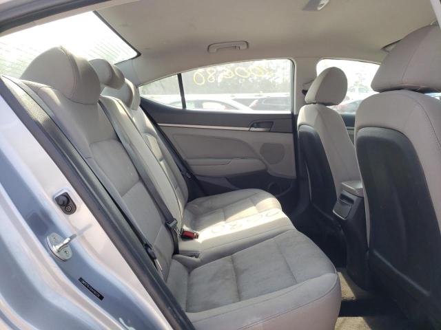 Photo 6 from auction – 2017 HYUNDAI ELANTRA with VIN 5NPD74LF0HH180728