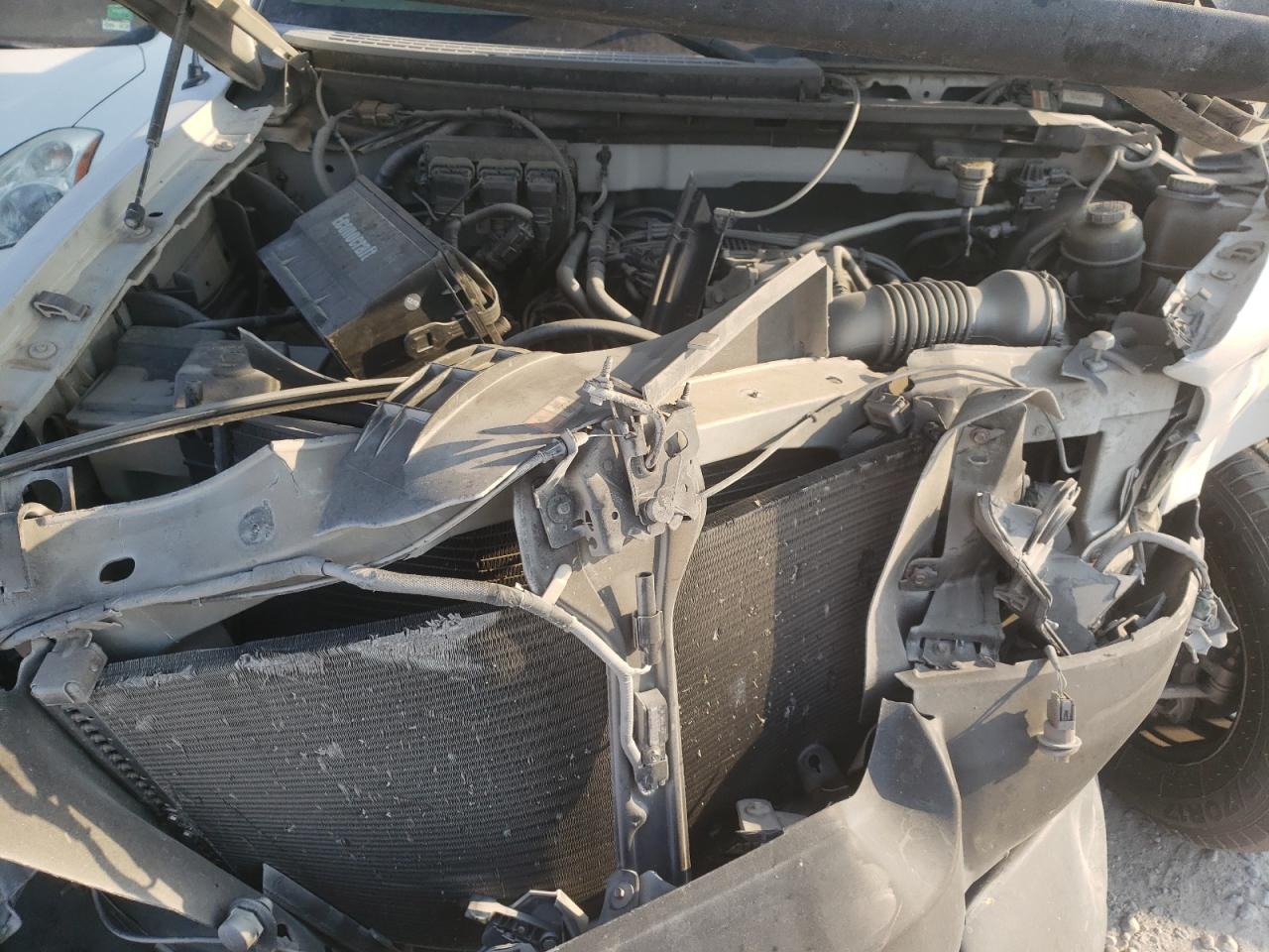 Photo 7 from auction – 2005 FORD F150 with VIN 1FTRF12295NB43338