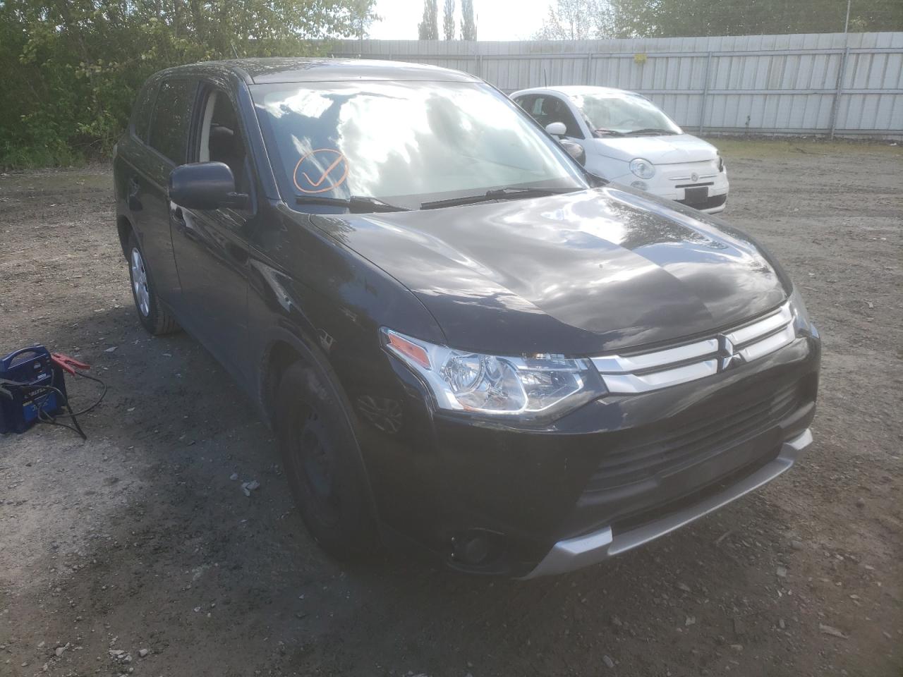 MITSUBISHI OUTLANDER 2015 with VIN JA4AD2A38FZ012943 - Photo from auction