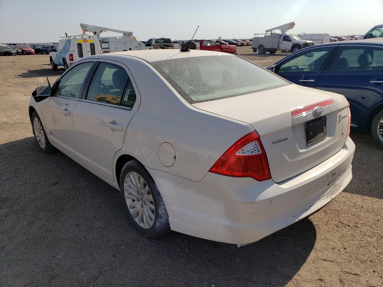 Photo 3 from auction – 2011 FORD FUSION HYB with VIN 3FADP0L30BR270390