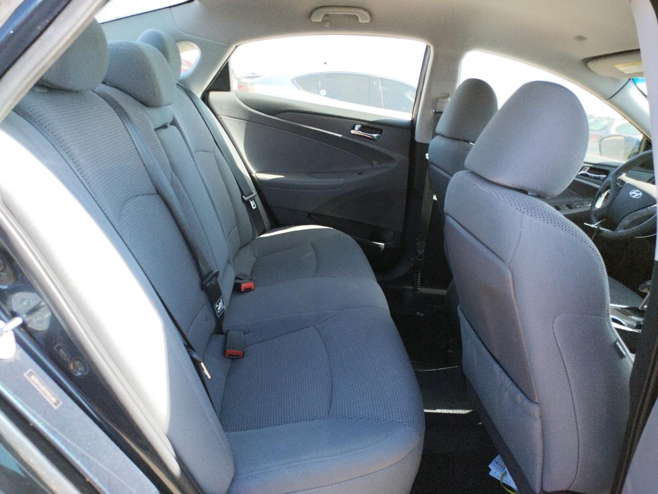 Photo 6 from auction – 2013 HYUNDAI SONATA GLS with VIN 5NPEB4AC8DH549888