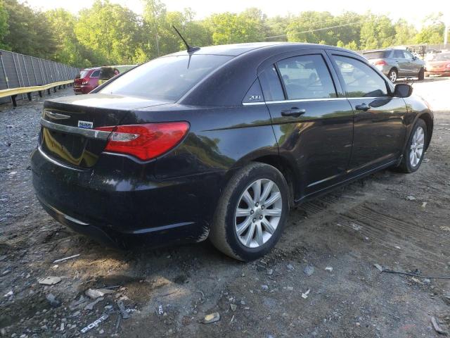 Photo 4 from auction – 2013 CHRYSLER 200 TOURIN with VIN 1C3CCBBG9DN532337