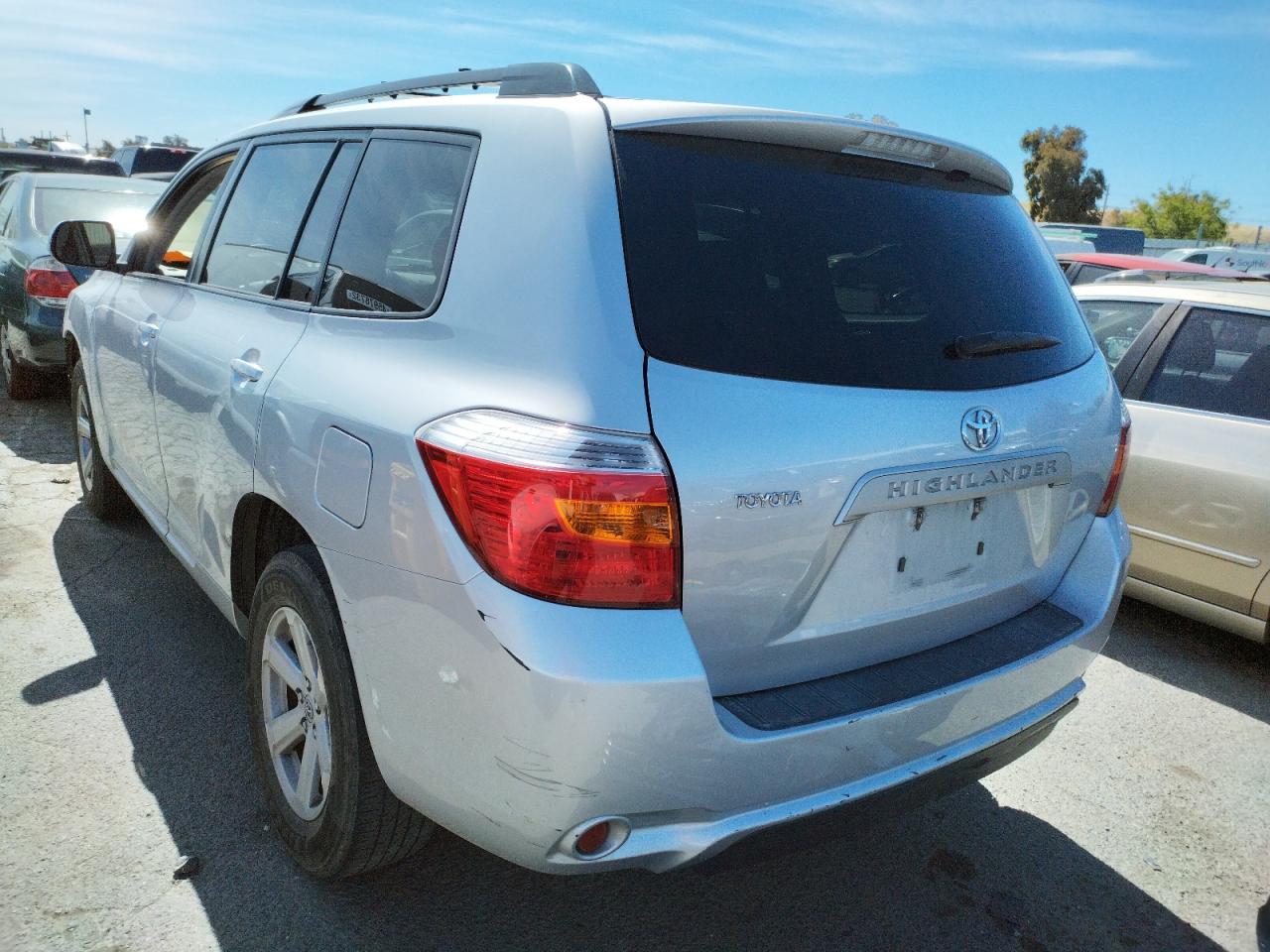 Photo 3 from auction – 2009 TOYOTA HIGHLANDER with VIN JTEDA41AX92002977