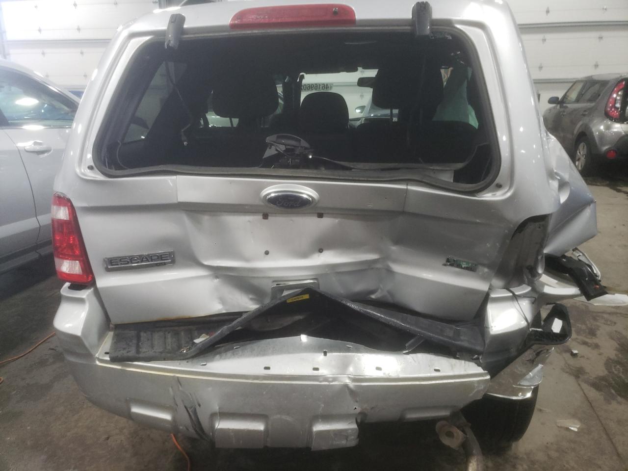 Photo 9 from auction – 2011 FORD ESCAPE XLT with VIN 1FMCU0DG0BKA94067