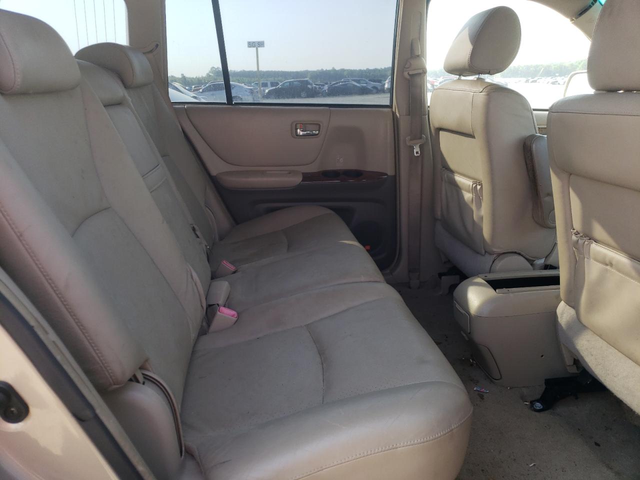 Photo 6 from auction – 2006 TOYOTA HIGHLANDER with VIN JTEDW21A960003681