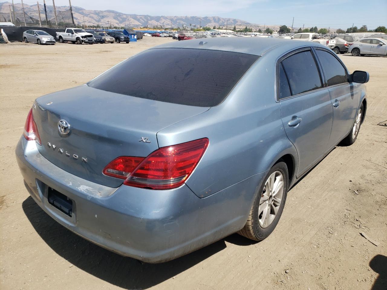 Photo 4 from auction – 2009 TOYOTA AVALON XL with VIN 4T1BK36B79U337652