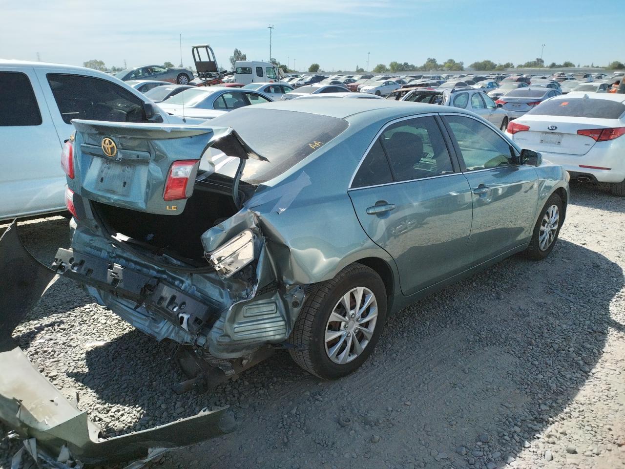 Photo 4 from auction – 2007 TOYOTA CAMRY CE with VIN 4T1BE46K27U697583