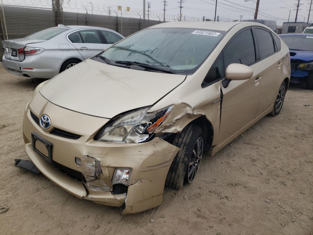Photo 2 from auction – 2011 TOYOTA PRIUS with VIN JTDKN3DU3B1385091