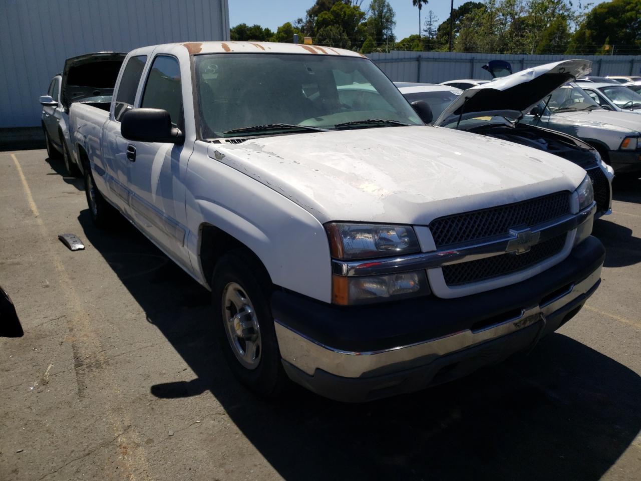 CHEVROLET SILVERADO 2004 with VIN 2GCEC19V241210918 - Photo from auction
