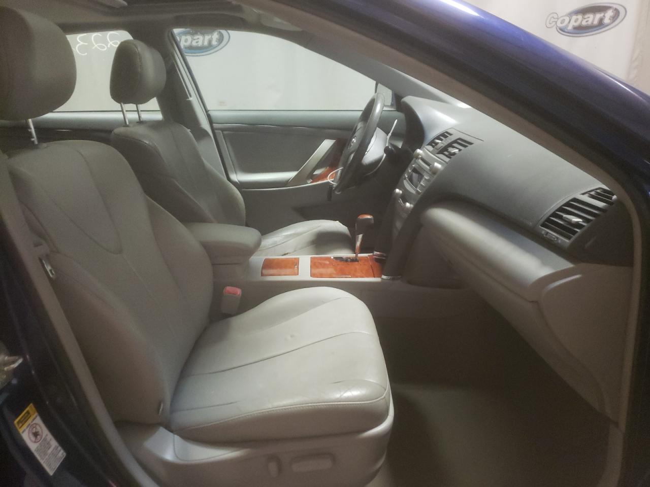 Photo 5 from auction – 2011 TOYOTA CAMRY BASE with VIN 4T1BF3EK6BU668413