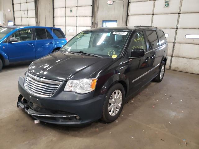 Photo 2 from auction – 2015 CHRYSLER TOWN & COU with VIN 2C4RC1BG5FR644817